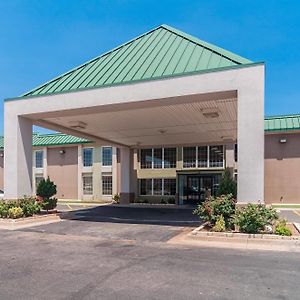 Studio 6 Oklahoma City Hotel Exterior photo