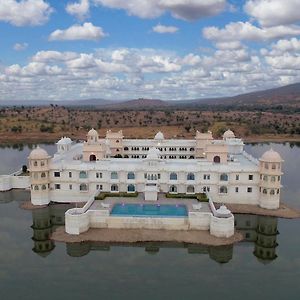 Lake Nahargarh Palace Hotel Chittorgarh Exterior photo