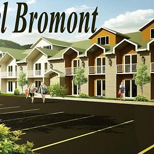 Hotel Bromont Exterior photo