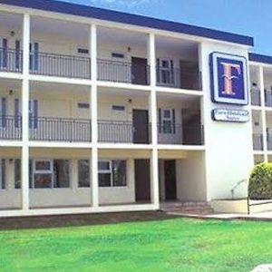 Faro Suites And Conference Center Aguadilla Exterior photo