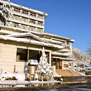 Takahan Hotel Yuzawa  Exterior photo