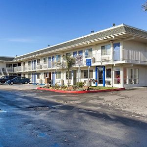 Motel 6 Hayward, Ca- East Bay Exterior photo