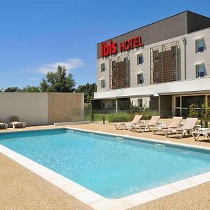 Ibis Istres Trigance Hotel Exterior photo