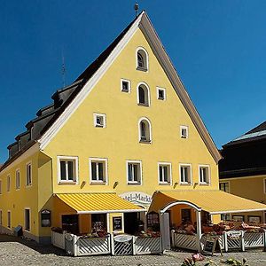 Hotel Am Markt Greding Exterior photo