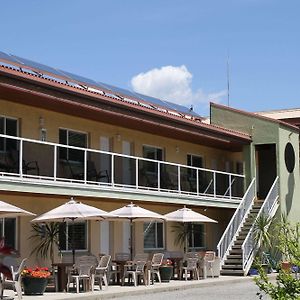 Waterfront Inn Penticton Exterior photo