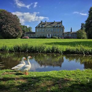 Chateau De Bouceel Bed & Breakfast Vergoncey Exterior photo