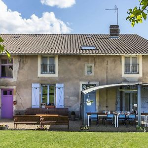 Au Coins Des Jardins Hotel Pareid Exterior photo