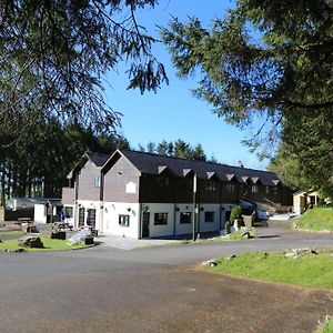 Colliford Lake Tavern & Holiday Park Hotel Temple Exterior photo