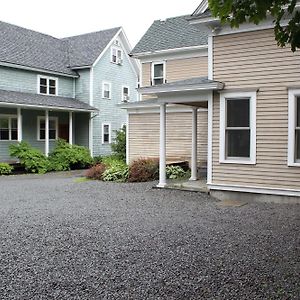 24 East Main Street B&B Canton Exterior photo