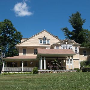 Mountain View Green Retreat Bed & Breakfast Norfolk Exterior photo