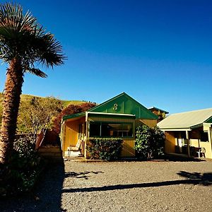 Bay Cottages Kaikoura Exterior photo