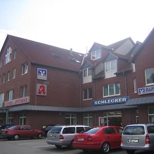 Neustaedter Hof Hotel Garni Neustadt am Rubenberge Exterior photo