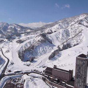 Naspa New Otani Hotel Yuzawa  Exterior photo