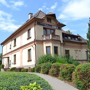 Penzion Svet Hotel Trinec Exterior photo