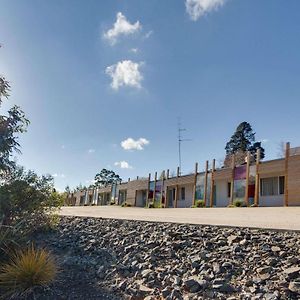 Drouin Motel Exterior photo