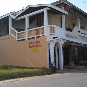 Don Santiago Guesthouse Downtown San Ignacio Exterior photo