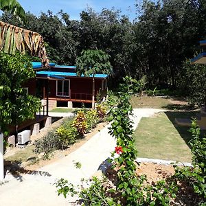 Elephant & Castle Bed & Breakfast Koh Chang Exterior photo