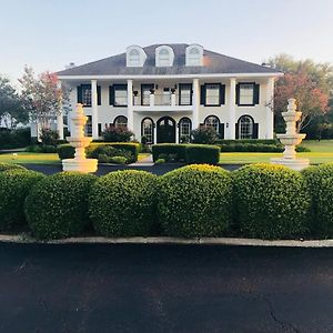 The Plantation House Boutique Inn Pflugerville Exterior photo