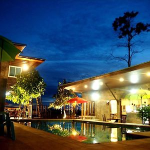 Nawiengkaeriverview Resort Mukdahan Exterior photo