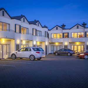 Cornwall Motor Lodge Palmerston North Exterior photo