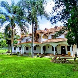 El Portal De Cerrillos, Hosteria De Campo Hotel Exterior photo