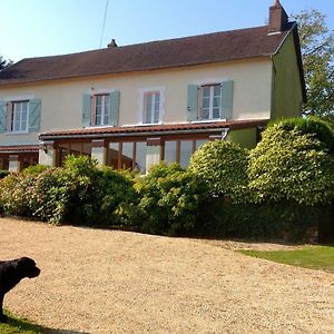 Le Tulipier De La Serre Bed & Breakfast Saint-Yrieix-la-Perche Exterior photo