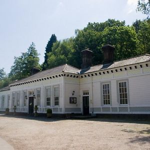 The Old Railway Station Bed & Breakfast Petworth Exterior photo