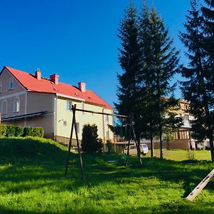 Pension Zaclersky Medved Hotel Exterior photo