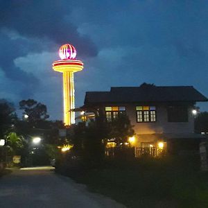 Baantung Homestay Mukdahan Exterior photo