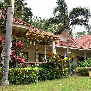 Baan Trishawar Khaoyai Hotel Nakhon Ratchasima Exterior photo