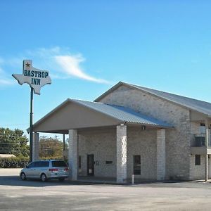 Bastrop Inn Exterior photo