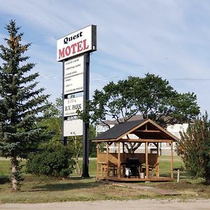 Quest Motel Whitewood Exterior photo