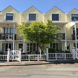 The Bruce Waterfront Apartments By Avi Akaroa Exterior photo