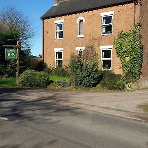 Victoria Farm Bed & Breakfast Lutterworth Exterior photo