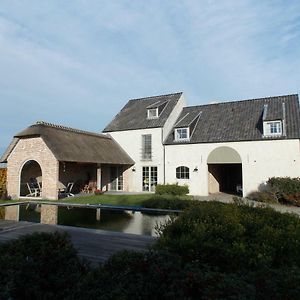 De Weide Poort Bed & Breakfast Beerse Exterior photo