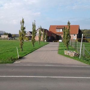 Gemuetliche Ferienwohnung, Laendlich Und Stadtnah, Ruhig Gelegen Rheda-Wiedenbrueck Exterior photo