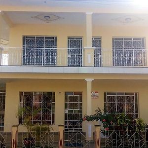 Casa Yoel Prieto Hotel Vinales Exterior photo