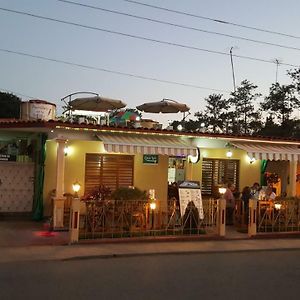 Casa Luis Hotel Vinales Exterior photo