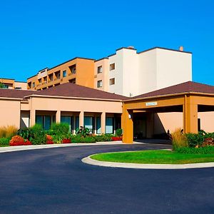 Courtyard Chicago O'Hare Hotel Des Plaines Exterior photo