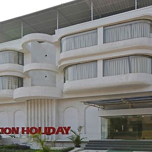 Treebo Staycation Holiday Navi Mumbai Exterior photo