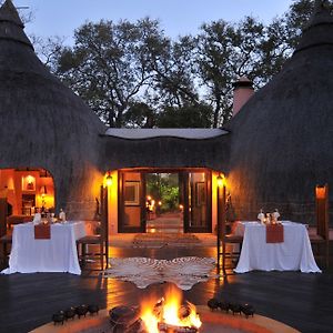 Hoyo Hoyo Safari Lodge Mluwati Concession Exterior photo