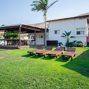 Avigail Guest House Yavne'el Exterior photo