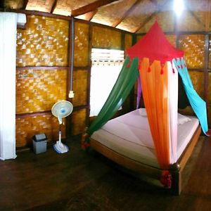 Eriono Guest House Bukit Lawang Exterior photo