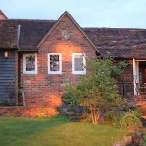 Oak House Farm Apartment Edenbridge Exterior photo