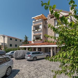 Apartments Vojin Trogir Exterior photo