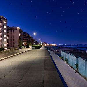 Sea Tower Torre Telemetrica Lido Di Venezia Hotel Exterior photo