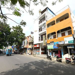 Oyo 094 Bussy St Prakasam Residency Hotel Pondicherry Exterior photo