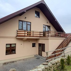 Sadiba U Vasi Hotel Svalyava Exterior photo