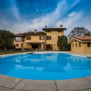 Casale La Meridiana Bed & Breakfast Ponti sul Mincio Exterior photo