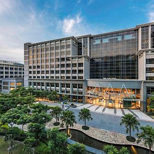 Novotel Taipei Taoyuan International Airport Exterior photo